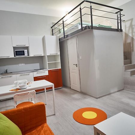 Hild-2 Apartments | Boedapest Buitenkant foto