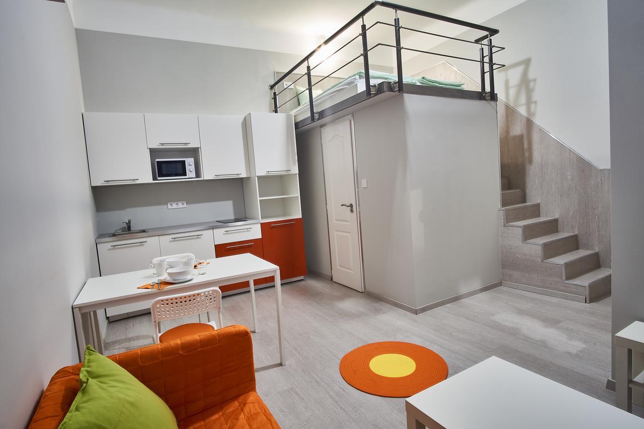 Hild-2 Apartments | Boedapest Buitenkant foto
